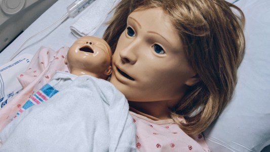 Child birth simulator mannequin