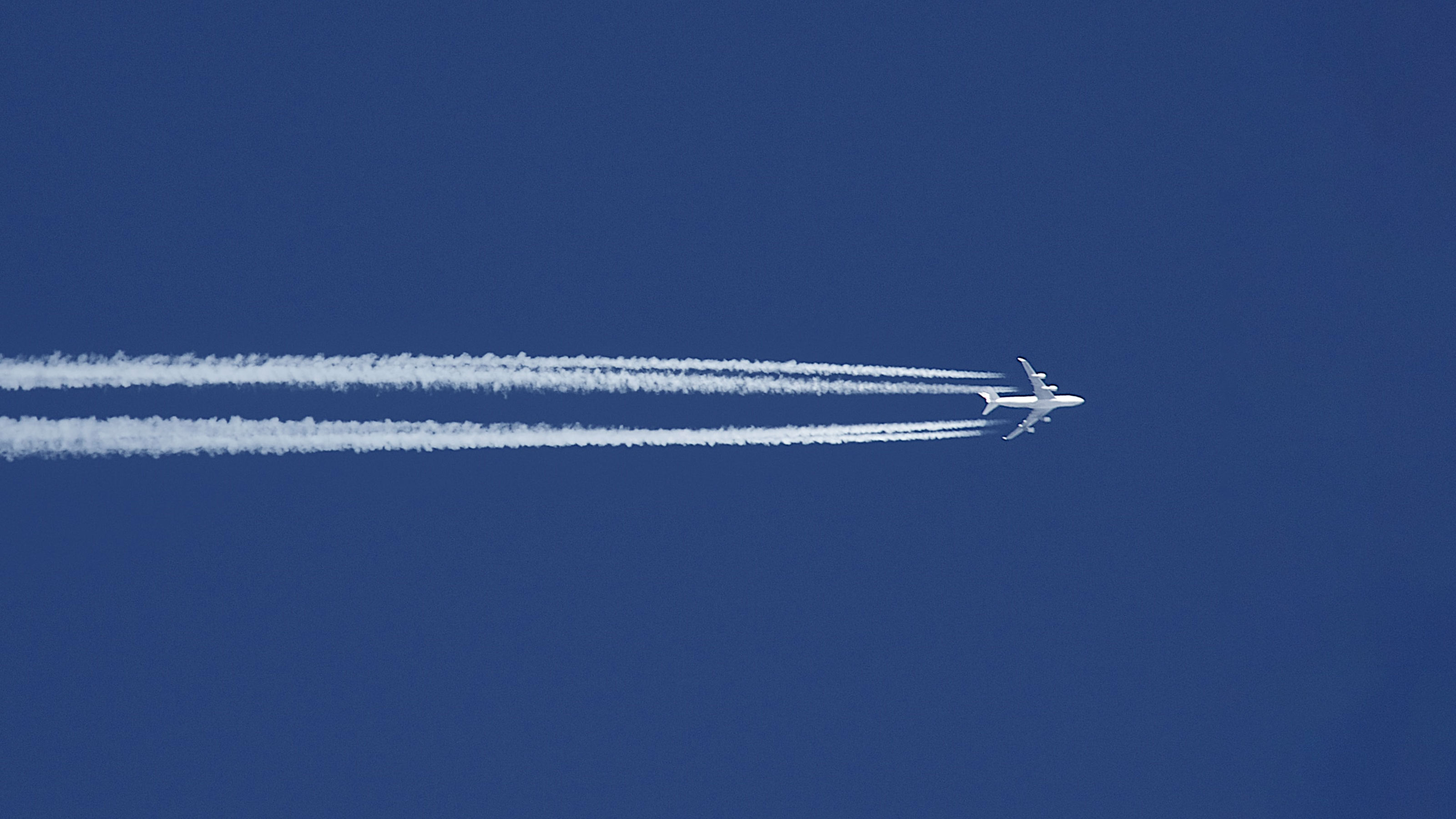 jets powered by food waste