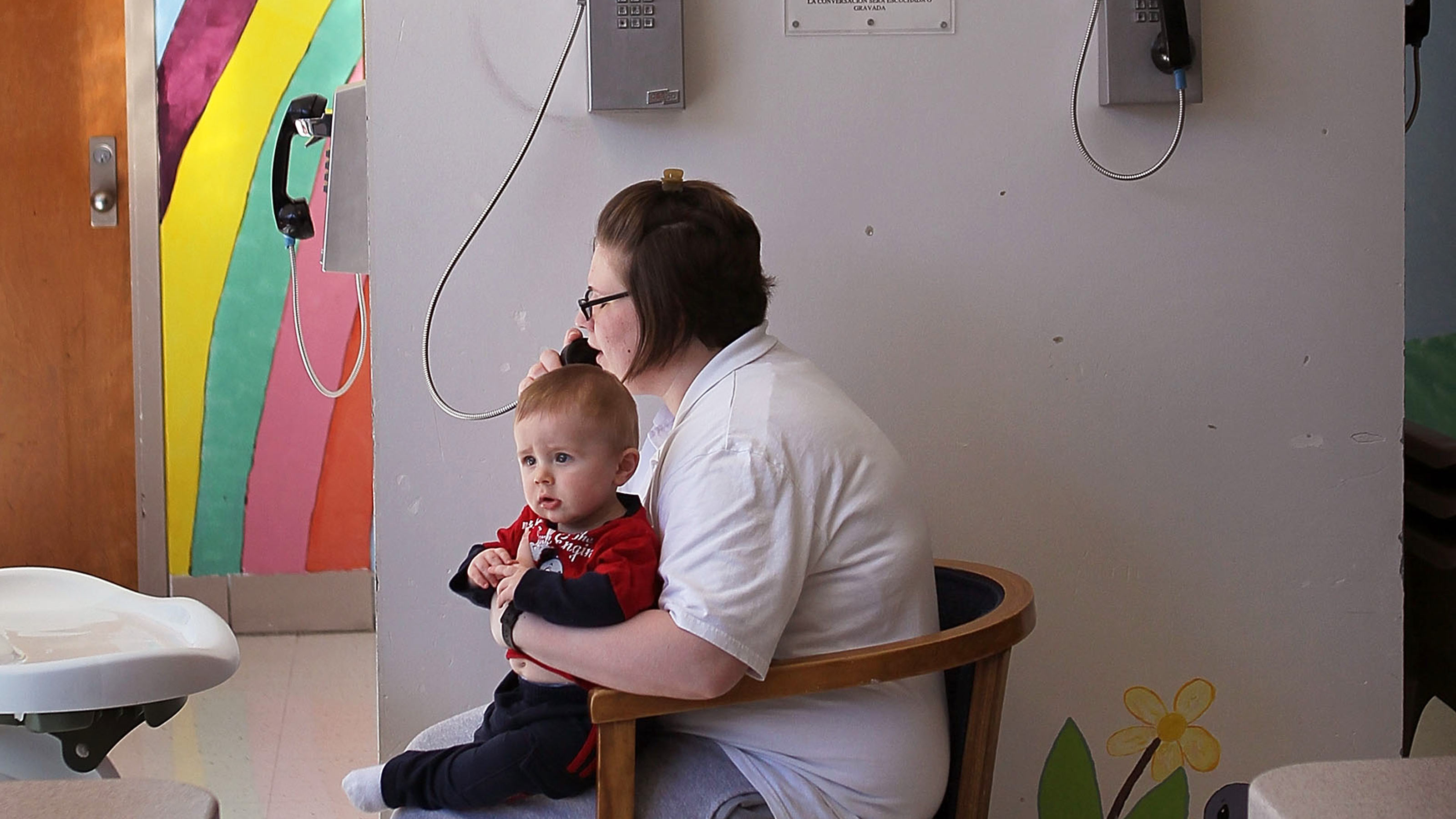 incarcerated mothers newborn babies