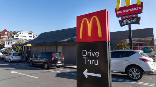 mcdonalds ai drive thru attendants