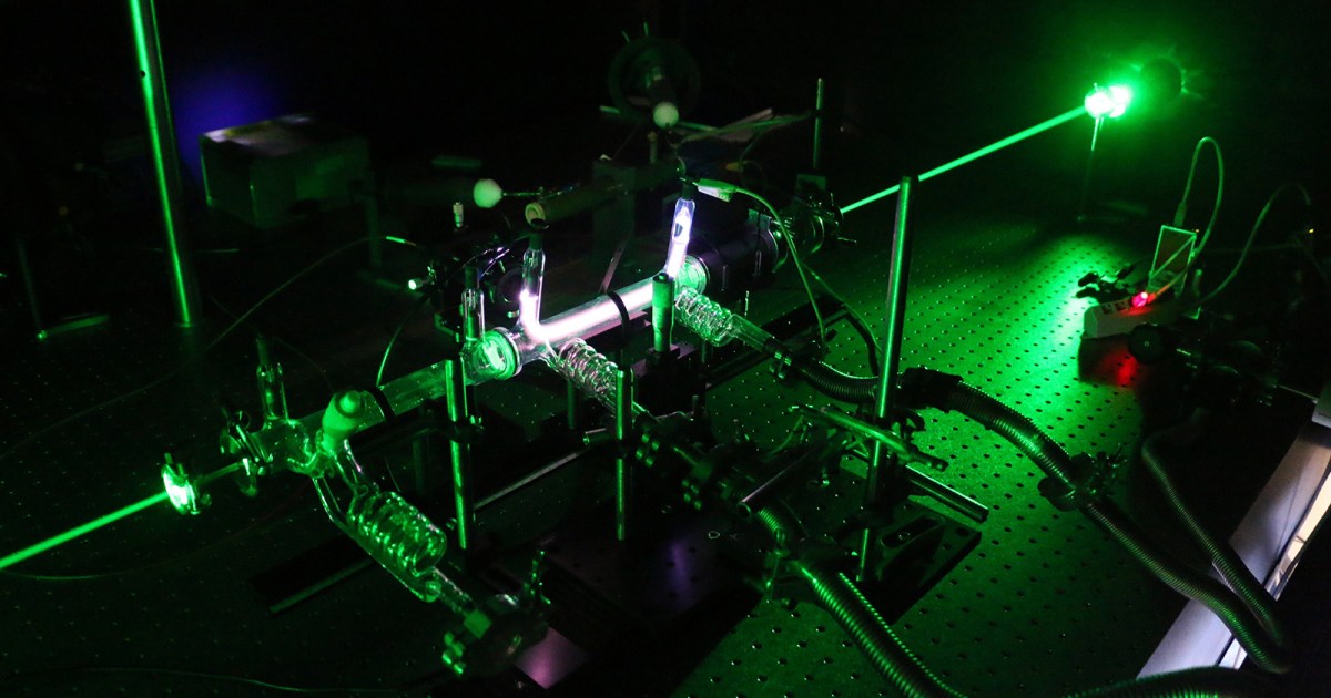 A plasma reactor could help astronauts breathe on Mars