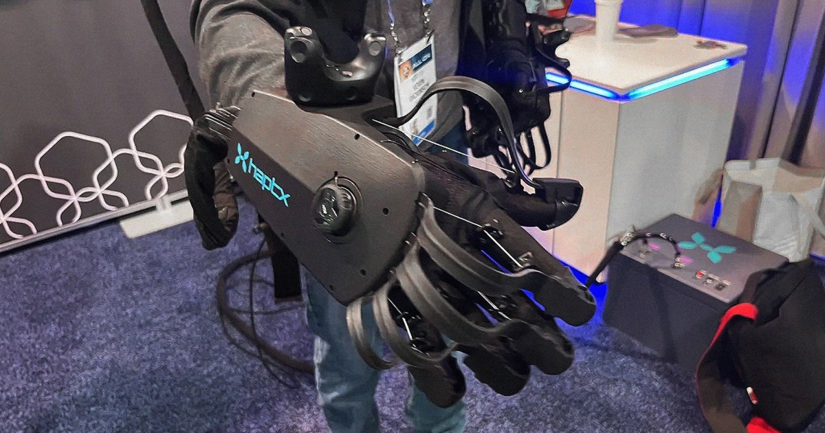 We tested the most advanced haptic gloves in the world