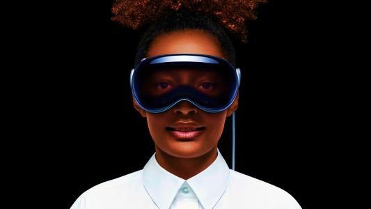 A woman wearing Apple's mixed reality headset.