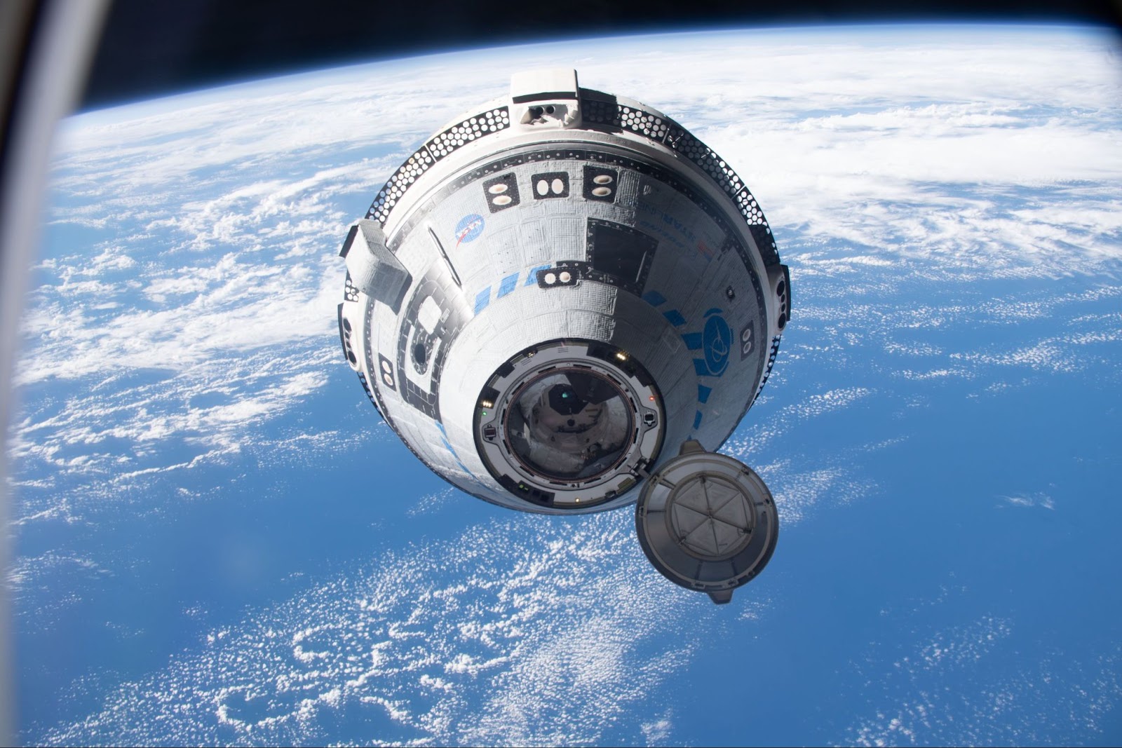 Boeing’s uncrewed Starliner approaching the ISS